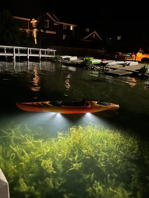 E-Sea Light- Suction Mounted Waterproof Floodlight- Underneath kayak at night