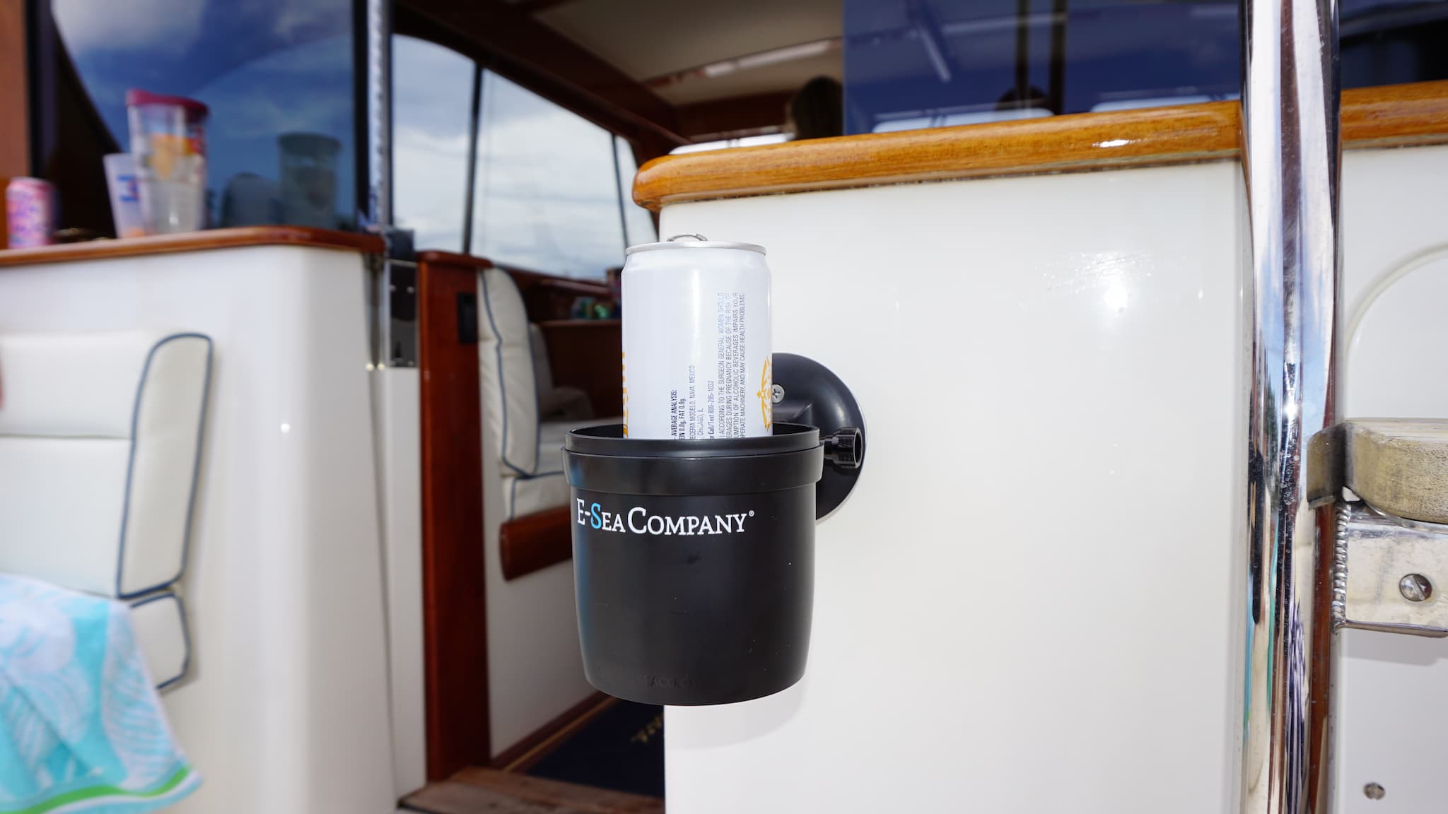 E-Sea Cup Adjustable-Suction Mounted Adjustable Angle Cup Holder-Black On yacht